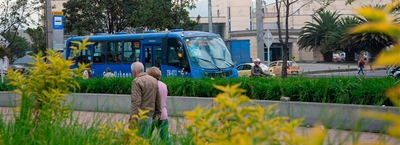 Rutas alternativas para ir desde Julio Flórez a Perdomo en el SITP